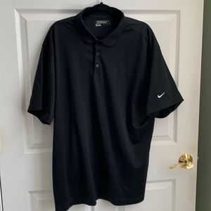 Nike men’s three button polo shirt